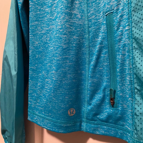 Lightweight reflective Lululemon Full Zip Jacket - Picture 9 of 9